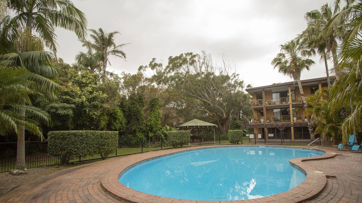 The Entrance North Apartment | PELICAN PLACE OASIS