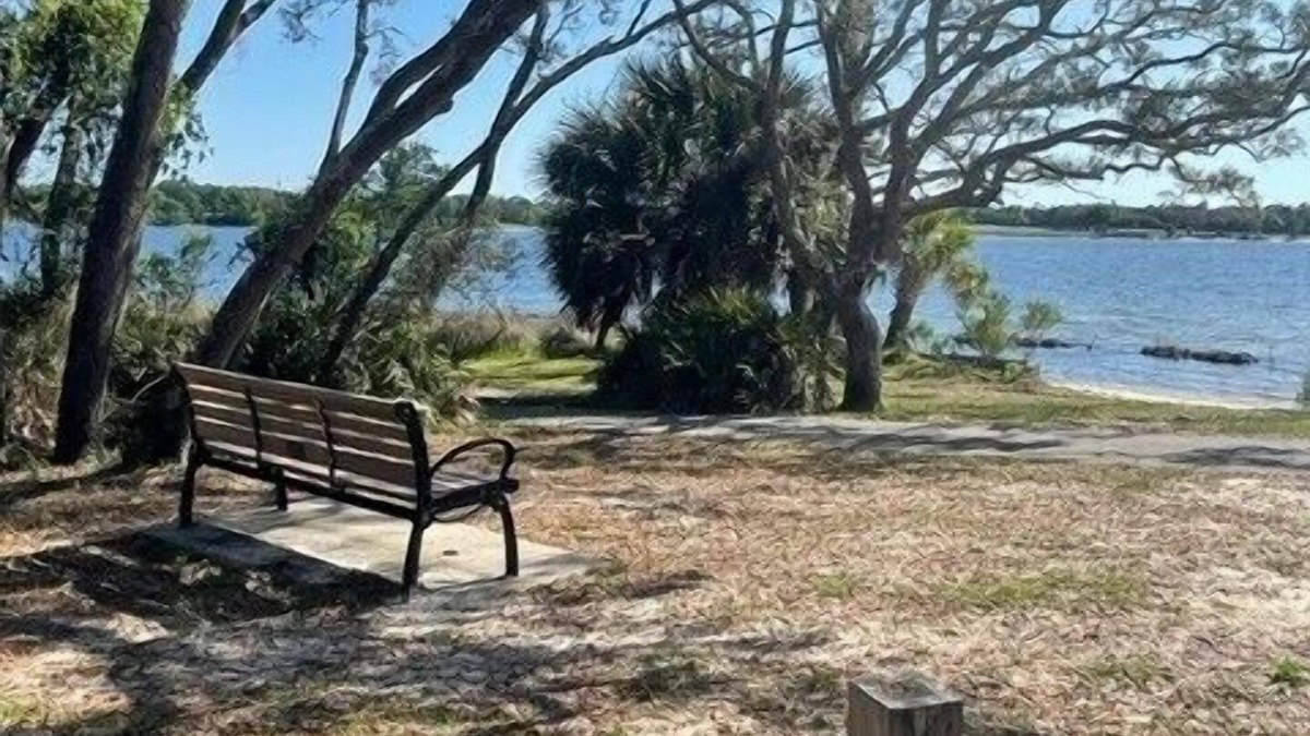 Navy Point House | Pelican Point Place-Minutes to NAS/Corry and Downtown!