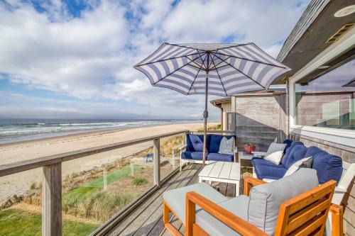 Rockaway Beach House | Pelicans Flight - Meredith Lodging