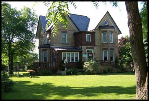 Seaforth Bed & Breakfast | Pemberley House Bed and Breakfast