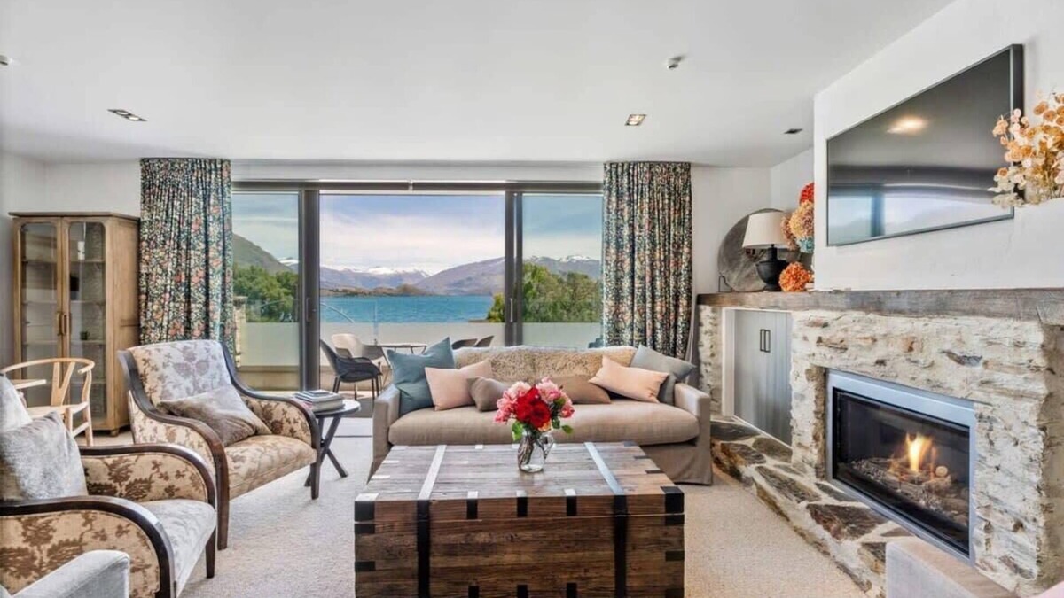 Wanaka Apartment | Pembroke Summary: Sit