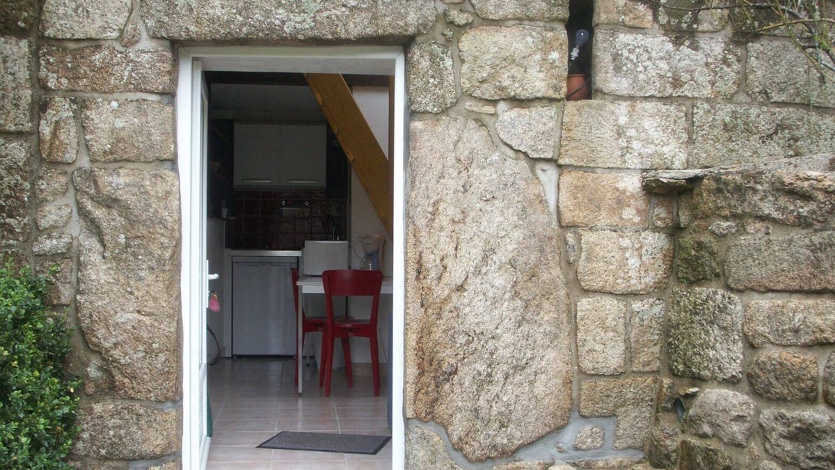 Bieuzy House | Pen Ty of a large and old Breton longère, no animals