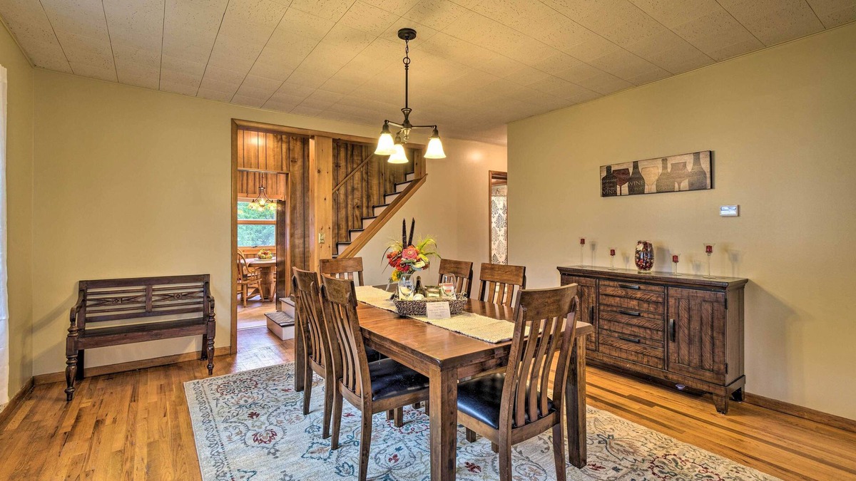 Penn Yan House | Penn Yan Escape w/Yard, 1 Mi to Keuka Lake!
