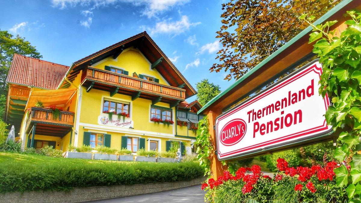 Loipersdorf bei Fuerstenfeld House | Pension Thermenland