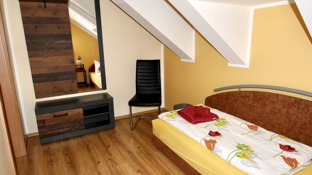 Eisenach House | Pension between the Wartburg and the city center - both in minutes on foot