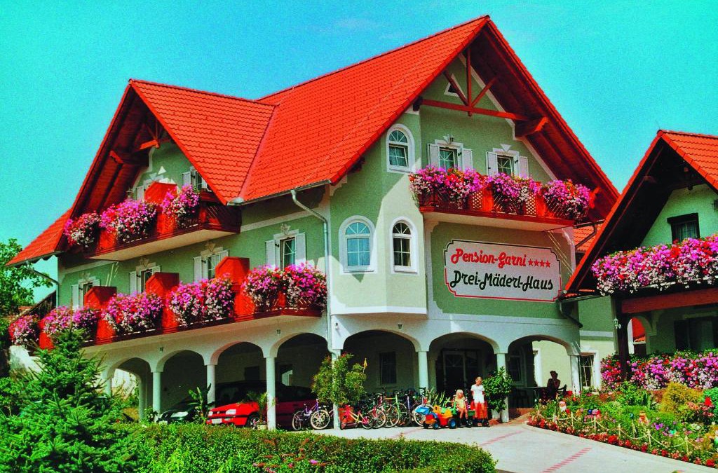 Unterlamm Hotel | Pension Drei-Mäderl-Haus