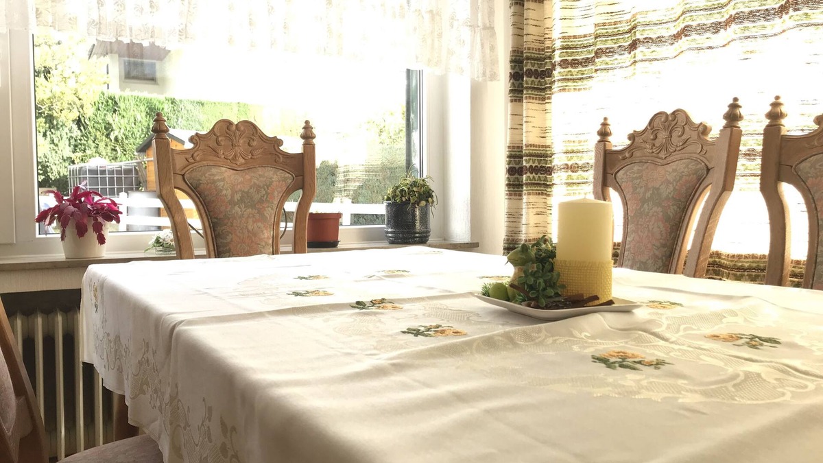 Nideggen House | Pension Falter