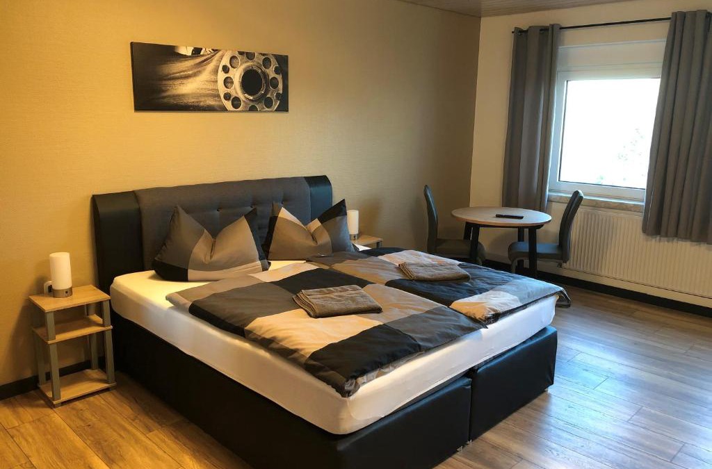 Koelleda Bed & Breakfast | Pension Flying Ranch