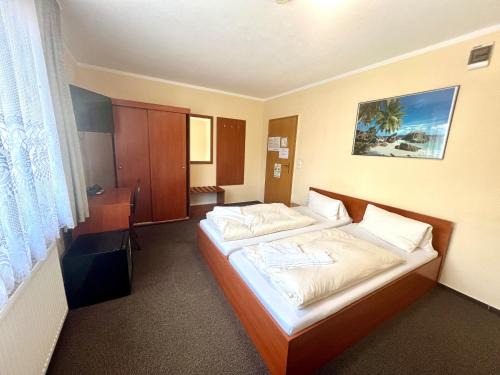 Berenbostel House | Pension Garbsen