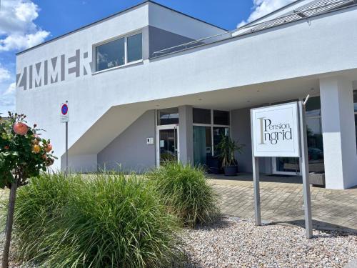 Neutal Bed & Breakfast | Pension Ingrid