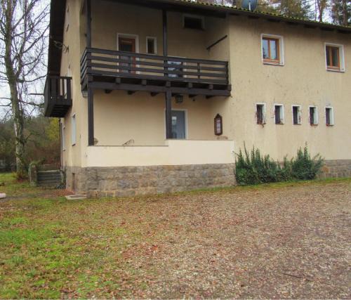 Luhe-Wildenau House | Pension Jägerschenke