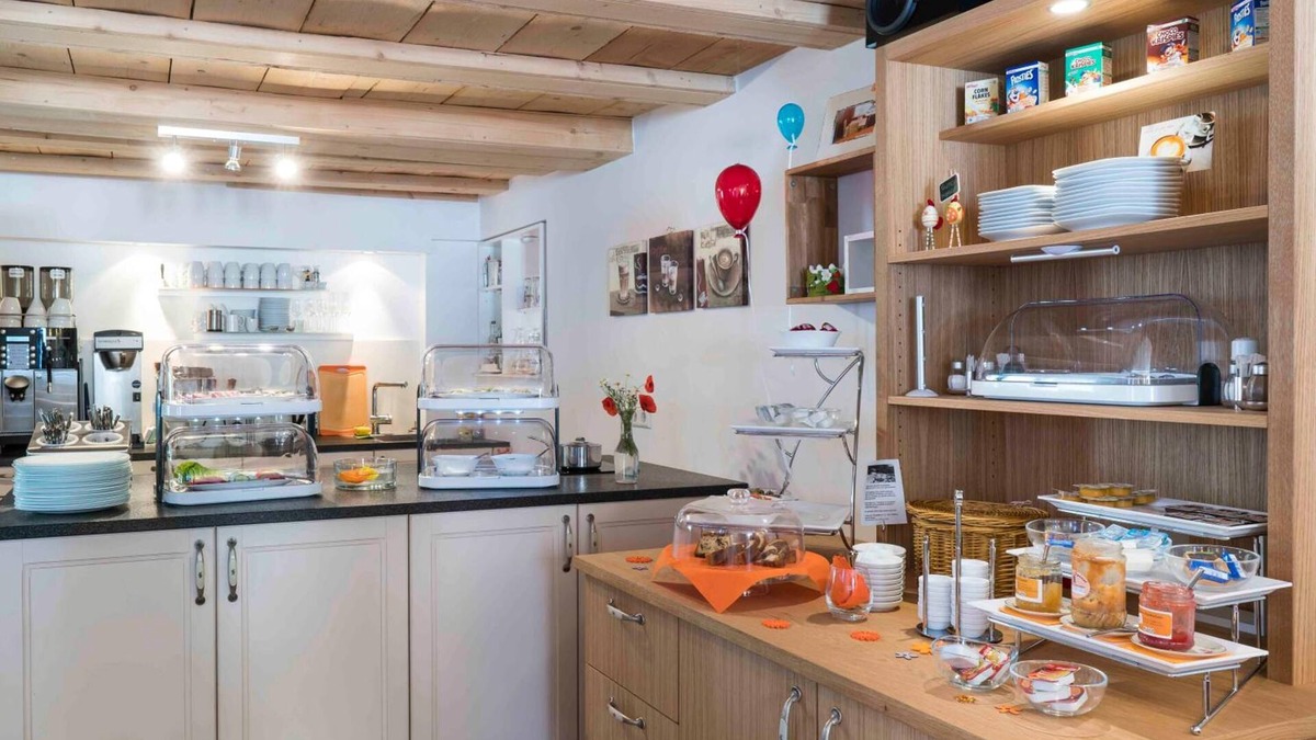 Oedheim Hotel | Pension Pauserei
