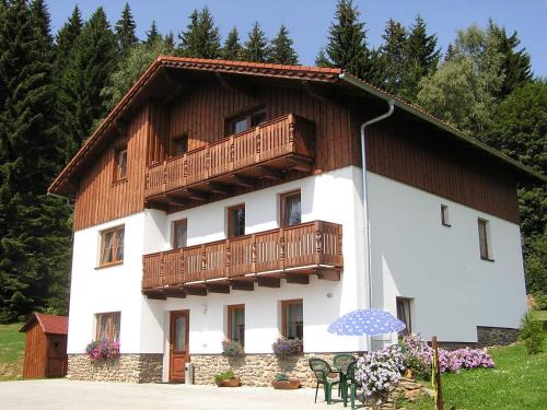 Kubova Hut House | Pension Pek