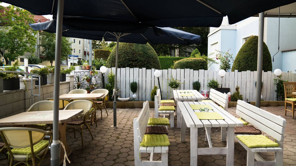Bad Sauerbrunn House | Pension & Restaurant La Amalia