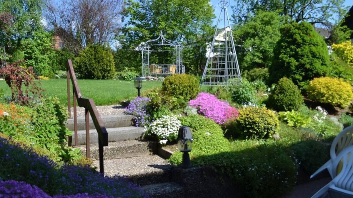 Usseln House | Pension Robin Hood