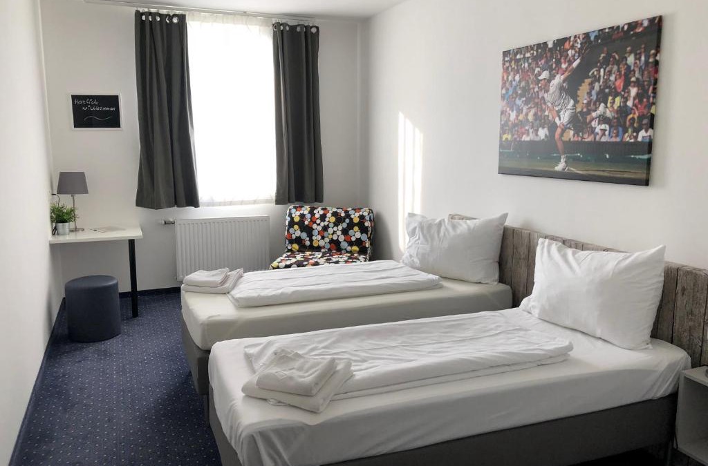 Rannersdorf House | Pension Tennisweber