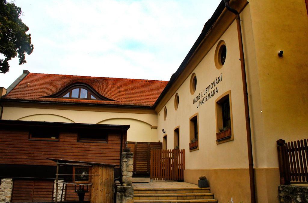 Dolni Pocernice House | Pension U Hastrmana