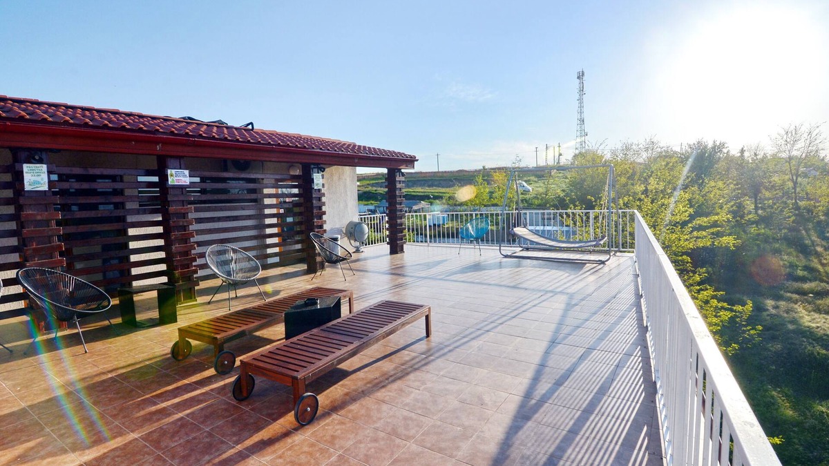 Bestepe House | Pensiunea 4 Salcii