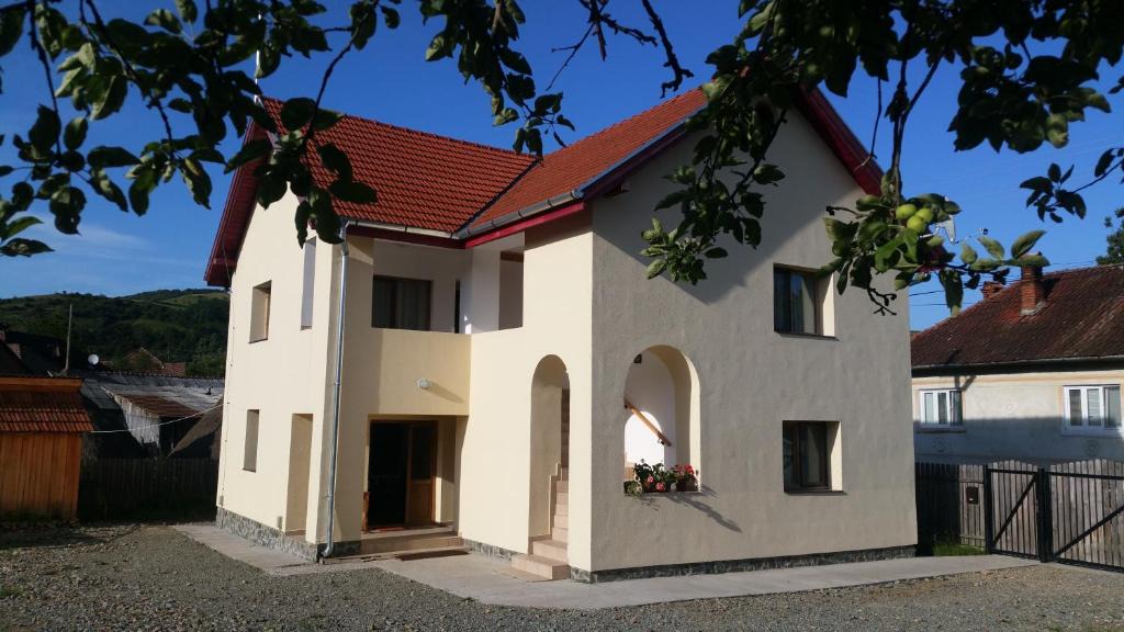 Almasu Mare House | Pensiunea agroturistica "Cheile Cibului"