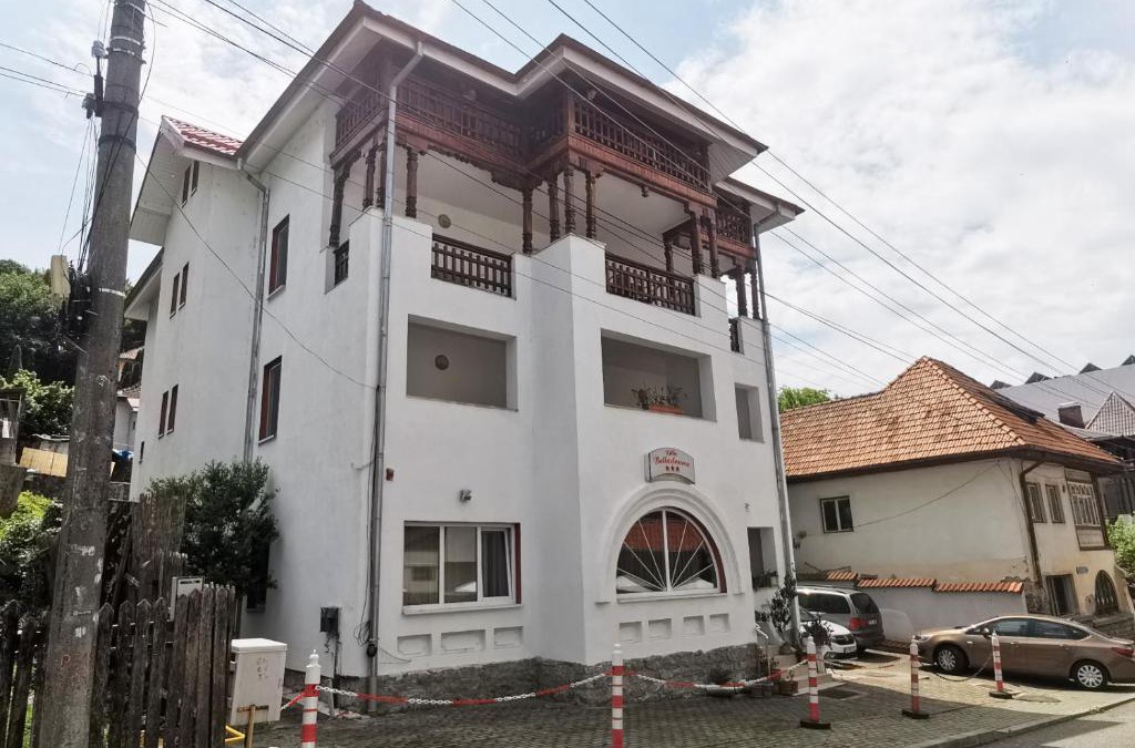Baile Olanesti House | Pensiunea Belladonna Baile Olanesti
