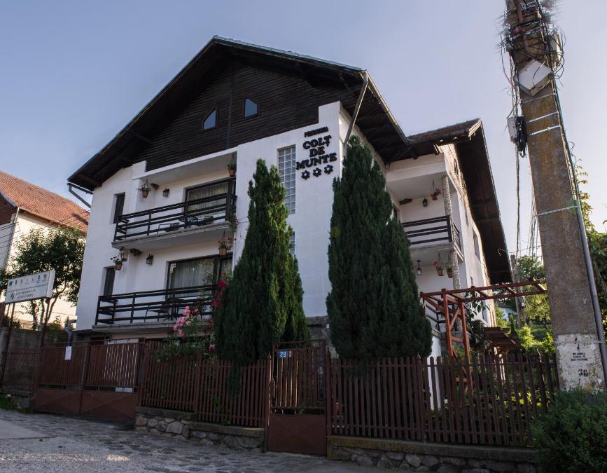 Corbeni House | Pensiunea Colt de Munte