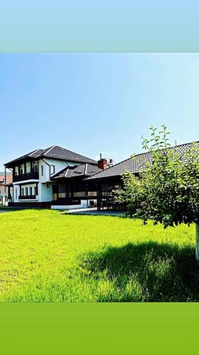 Corbi House | Pensiunea La Conac