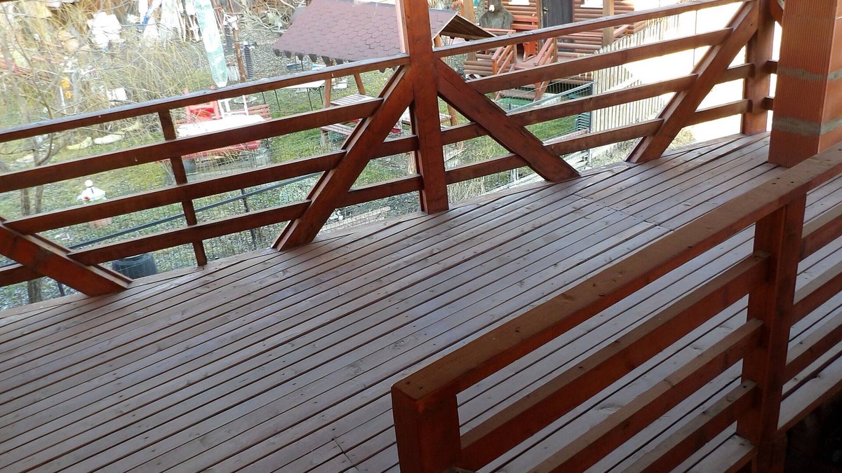 Hangu House | Pensiunea Pizza House