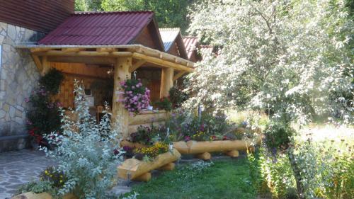 Sucevita House | Pensiunea Poiana de Vis