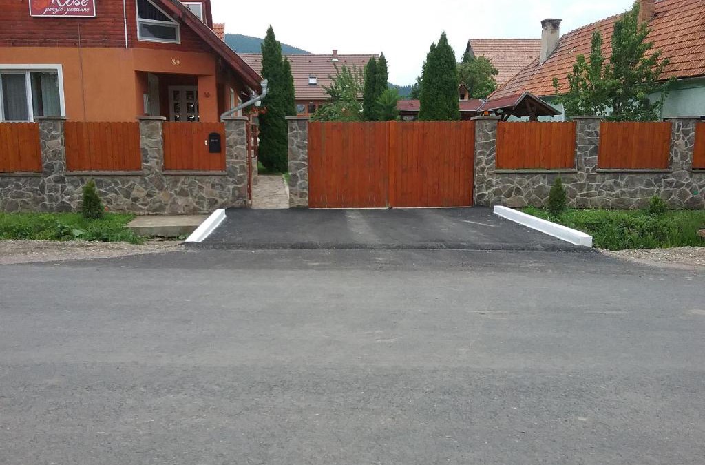 Pauleni-Ciuc House | Pensiunea Rose