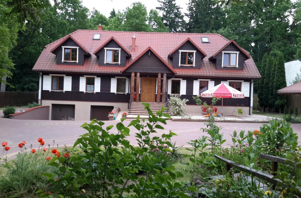 Hajnowka House | Pensjonat Leśny Dworek