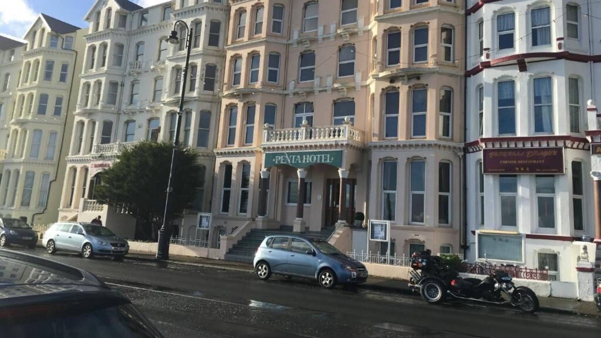 Douglas House | Penta Hotel
