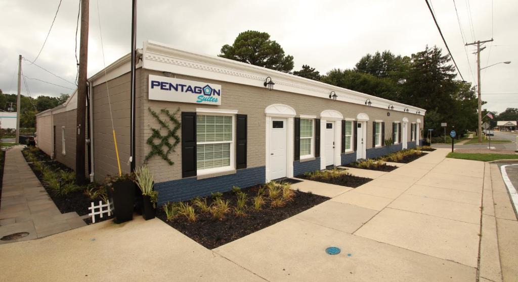 Indian Head Apartment | Pentagon Suites