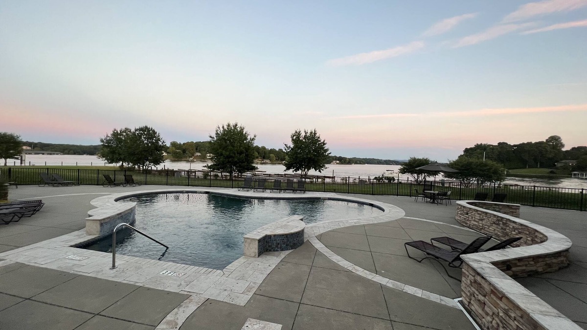 Westlake Corner Condo | Penthouse 4BR 3BA waterfront at Bridgewater w/pool