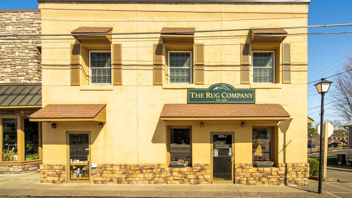 Blowing Rock House | Penthouse 999 on Main St Blowing Rock! Right Across from the Market, Shopping, &