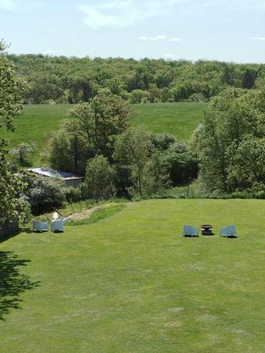 Noiseux Apartment | Penthouse avec vue - Durbuy - Hotton - La Roche en Ardennes - Han sur Lesse - Lumineux - Terrasses - Parking - Grand jardin