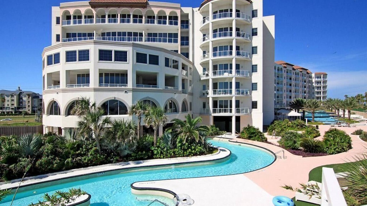 Galveston Condo | PENTHOUSE BEAUTY THAT SLEEPS 10 DIAMOND BEACH RESORT CONDOS
