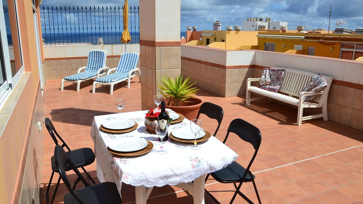 Galdar House | PENTHOUSE CENTER OF GALDAR WITH TERRACE