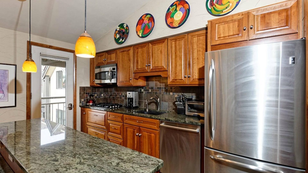 Aspen Condo | PENTHOUSE "CHATEAU ROARING FORK", AC, ALL DAY SUN, VIEWS-AVAILABLE FOOD-WINE