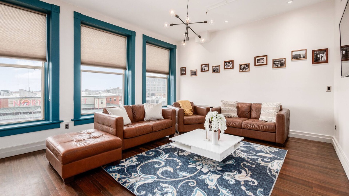 Short North Condo | Penthouse Condo by North Market & Convention Center