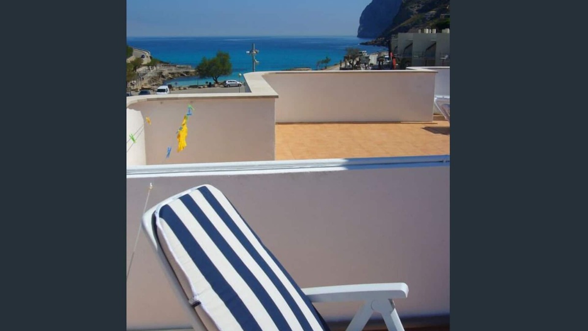 Cala San Vicente Apartment | Penthouse in Cala Sant Vicenç, Pollensa. 25 m2 + Terrace 55m2