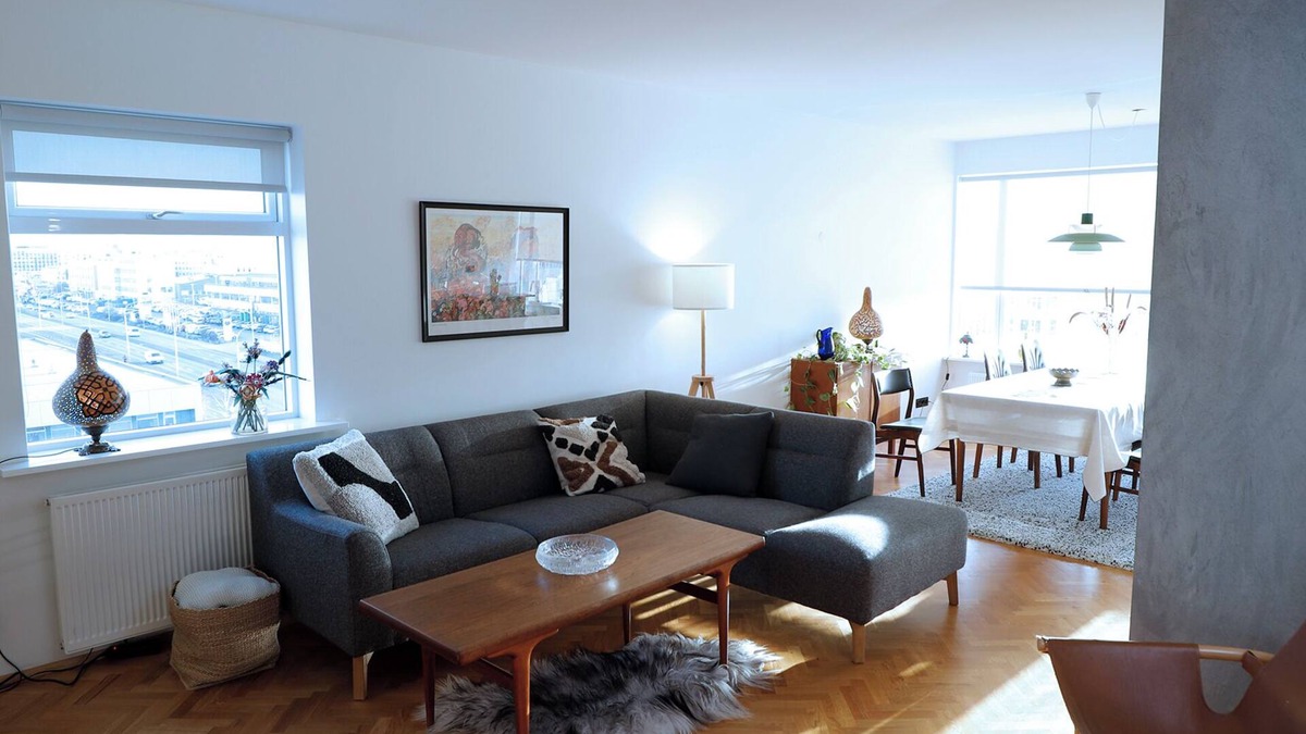 Hliðar Condo | Penthouse in Reykjavik Center