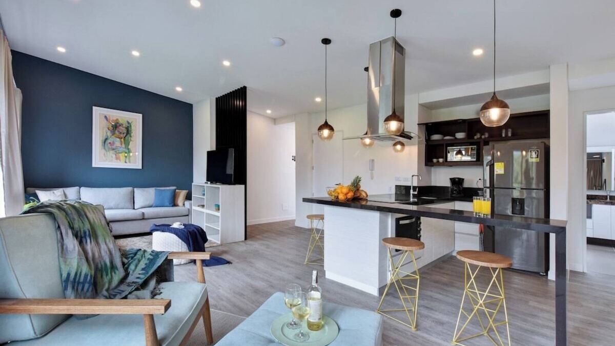 Cali Apartment | Penthouse Jacuzzi El Peñon's Best Location