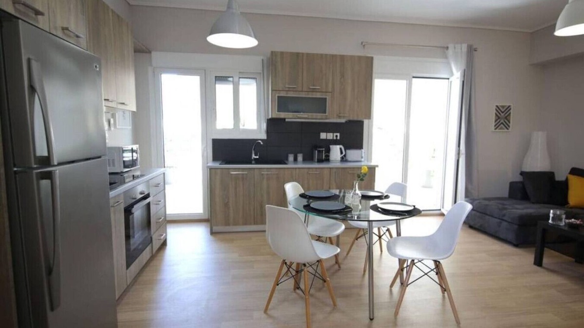 Attiki Apartment | Penthouse lux flat with 2 bd next to larissis