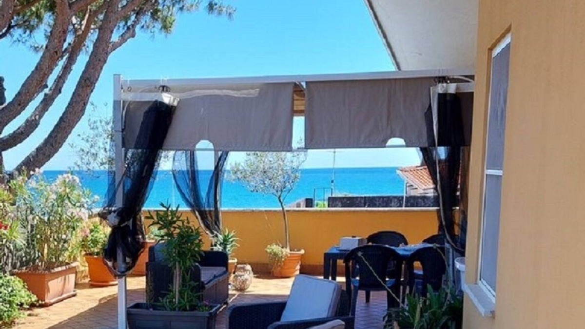 Terracina Apartment | Penthouse on the seafront of Terracina with large terrace!