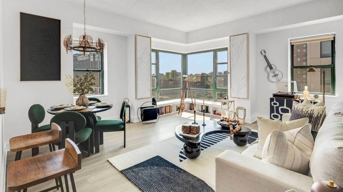 Downtown Apartment | Penthouse Perfection: with Unmatched Skyline Views