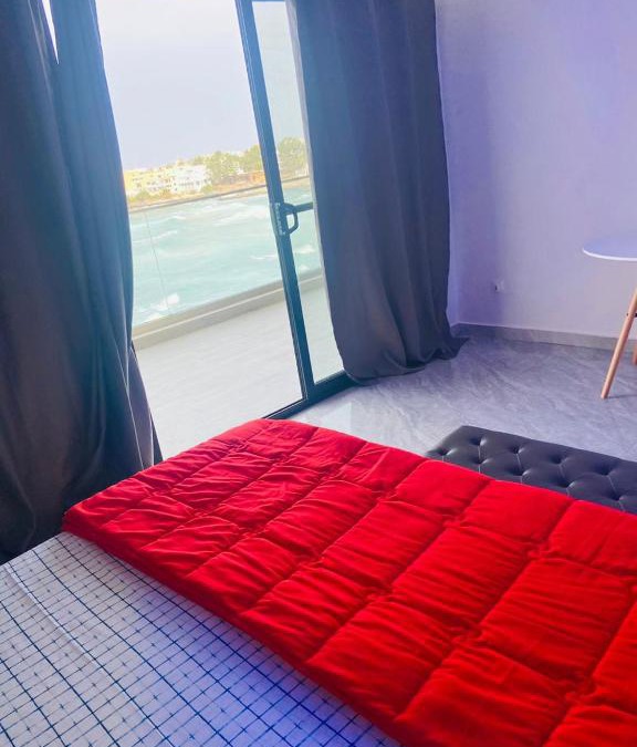 Yof Apartment | PENTHOUSE PIED DANS L'EAU