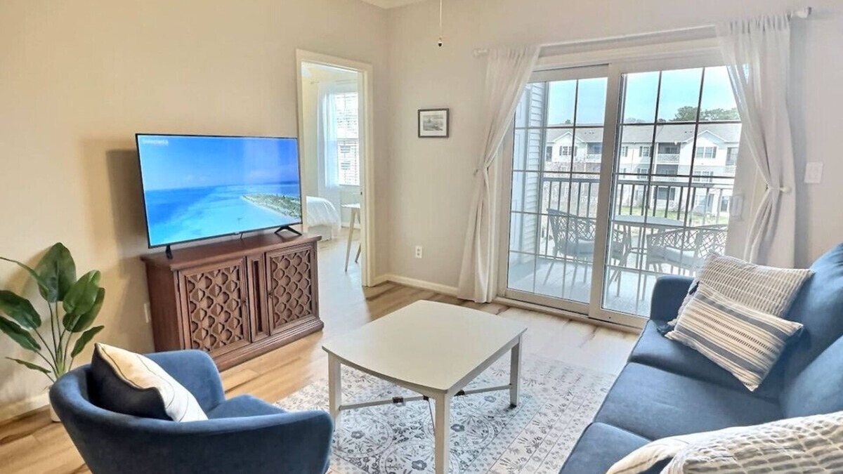Rehoboth Beach Condo | Penthouse Place a TOP floor condo for you and yours