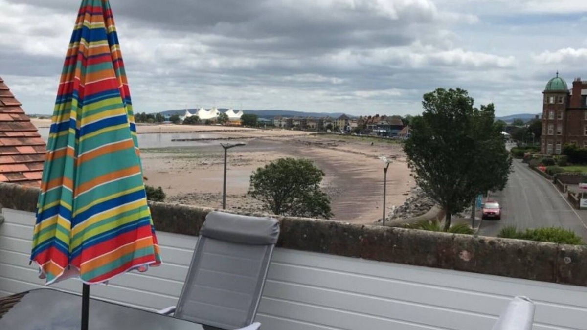Minehead Apartment | Penthouse Self Catering Apartment