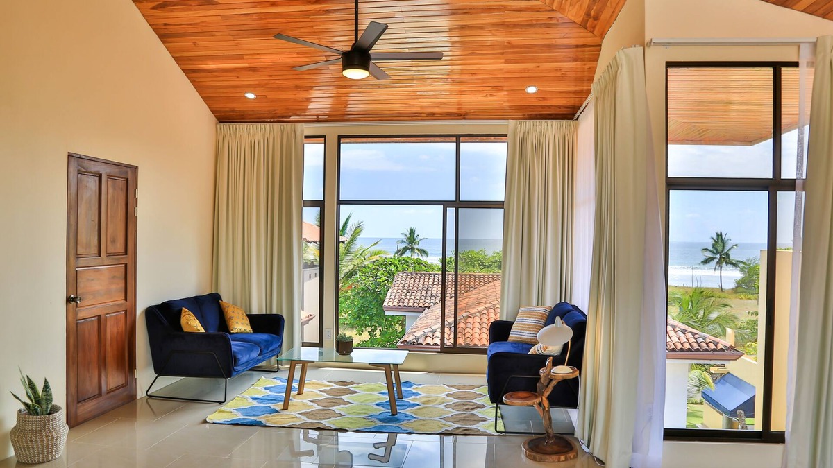 Playa Hermosa Villa | Penthouse Suite Whitewater Ocean/Mountain Views