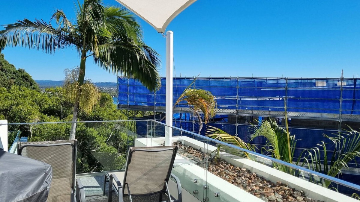 Noosa Heads Apartment | Penthouse - Unit 5 - 76 Upper Hastings Street